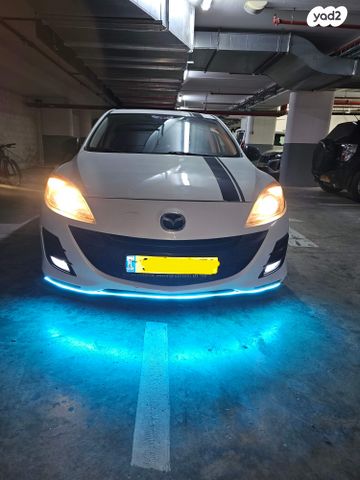 מודעת רכב מאזדה 3