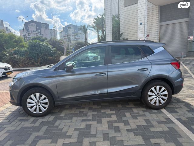 מודעת רכב סיאט ארונה