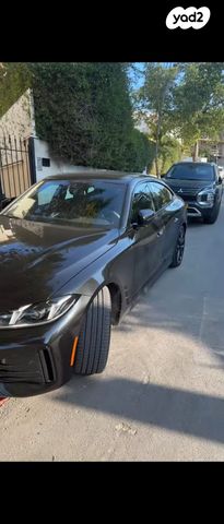 מודעת רכב ב מ וו i4