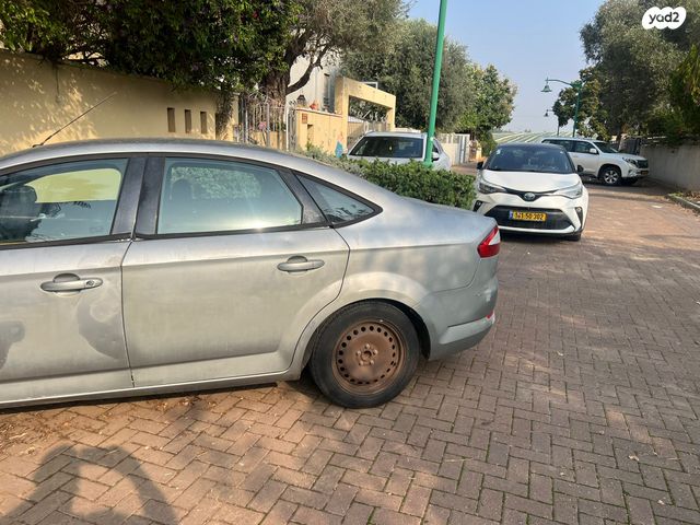 מודעת רכב פורד מונדאו