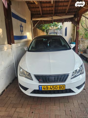 מודעת רכב סיאט לאון