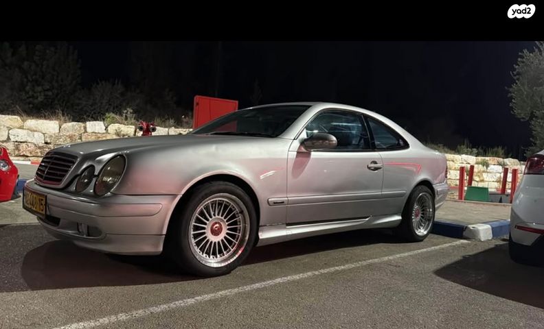 מודעת רכב מרצדס-בנץ CLK