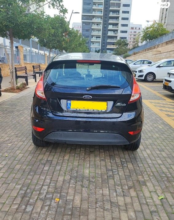 מודעת רכב פורד פיאסטה