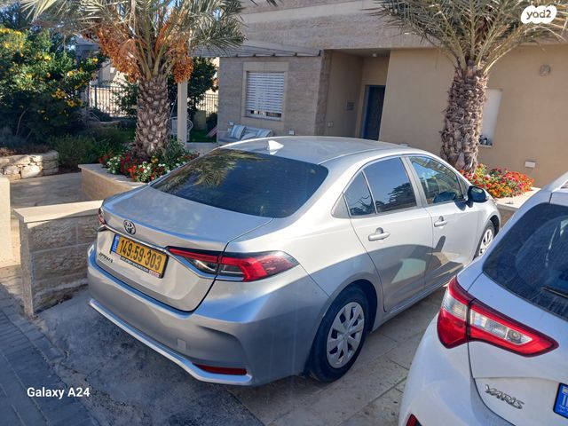 טויוטה קורולה
