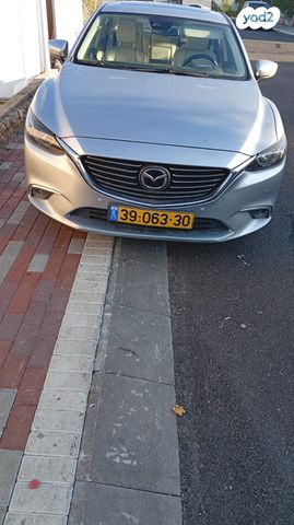 מודעת רכב מאזדה 6