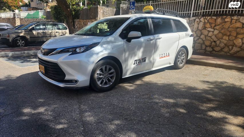 מודעת רכב טויוטה סיינה