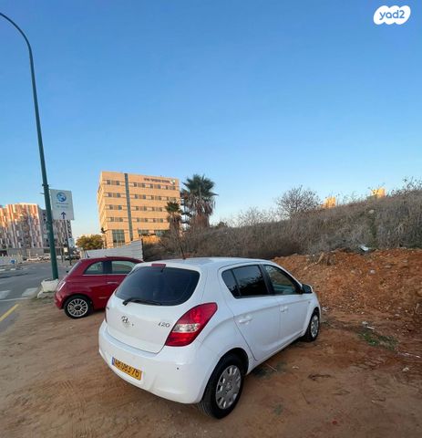 מודעת רכב יונדאי i20