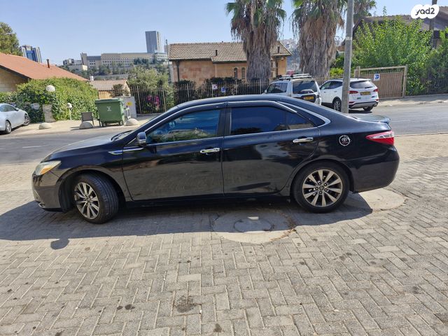 טויוטה קאמרי