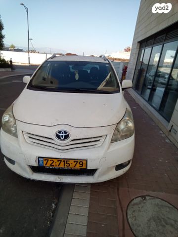 מודעת רכב טויוטה ורסו