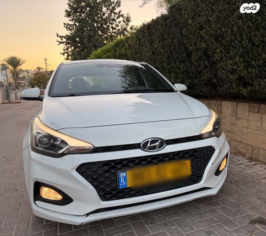 מודעת רכב יונדאי i20