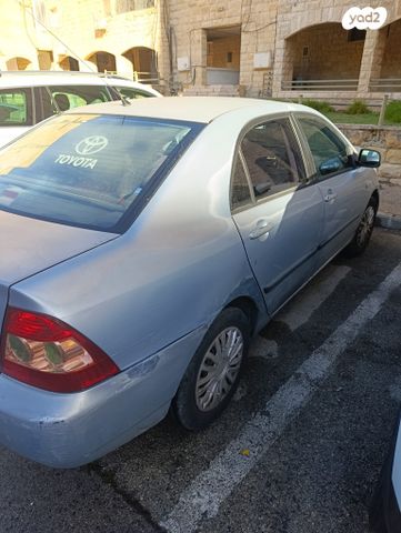 טויוטה קורולה