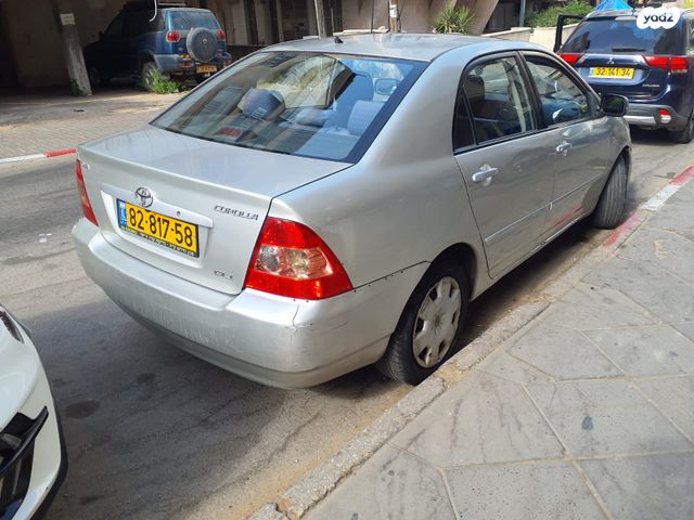 טויוטה קורולה