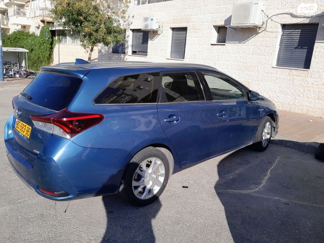 מודעת רכב טויוטה אוריס