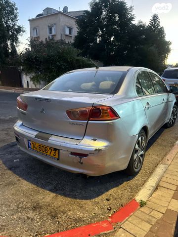 מיצובישי לנסר