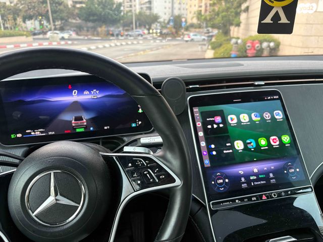 מרצדס-בנץ EQS SUV