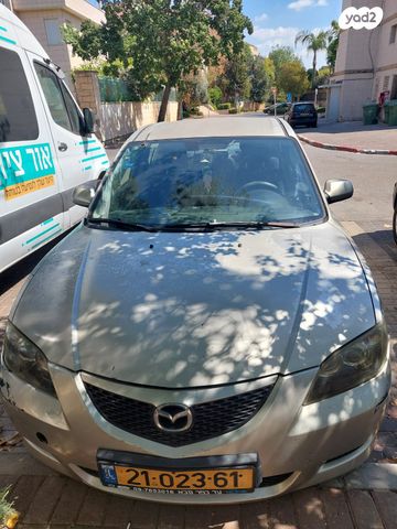 מאזדה 3