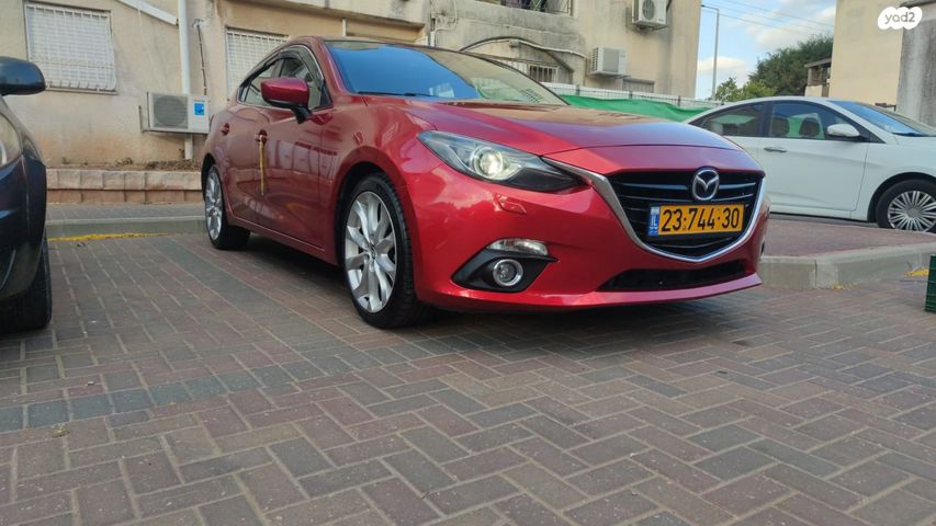 מודעת רכב מאזדה 3