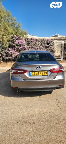 טויוטה קאמרי