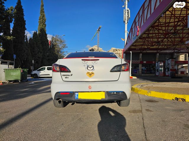 מאזדה 3