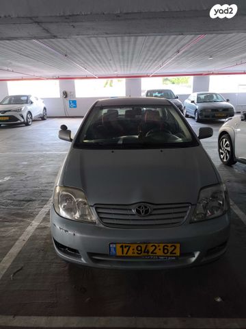 טויוטה קורולה