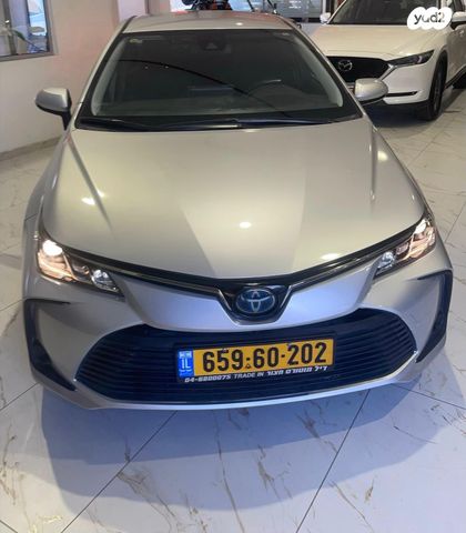 מודעת רכב טויוטה קורולה