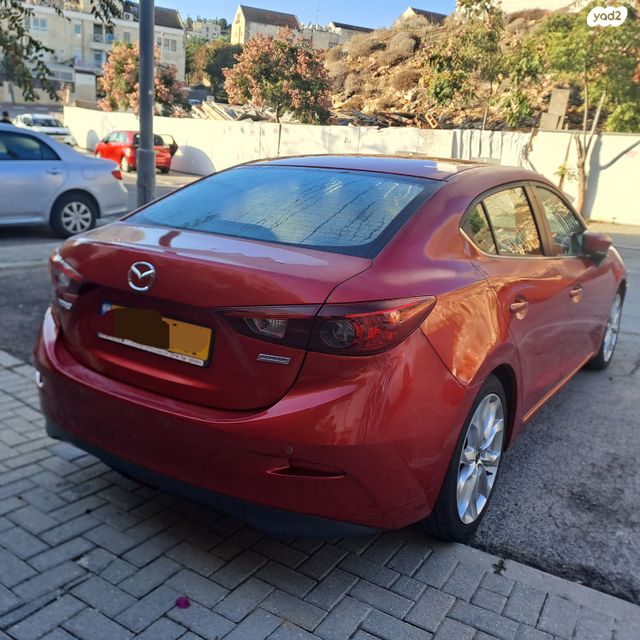 מאזדה 3