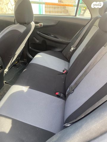 טויוטה קורולה