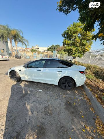 טסלה מודל 3