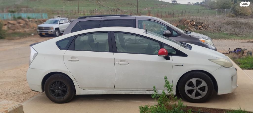 טויוטה פריוס
