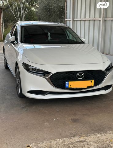 מאזדה 3