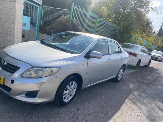 טויוטה קורולה