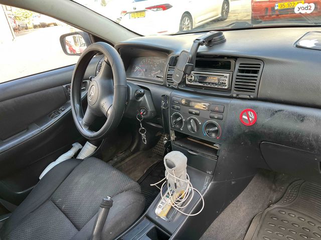 טויוטה קורולה