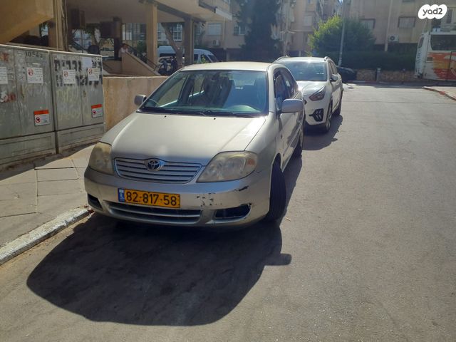 טויוטה קורולה