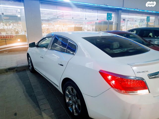 ביואיק לה-קרוס