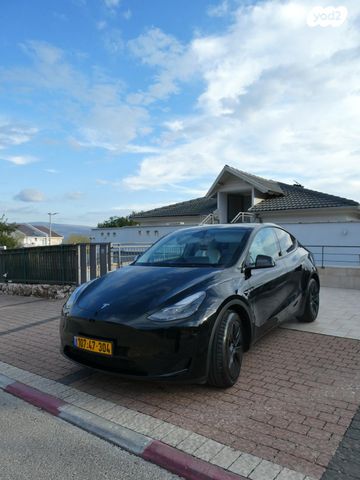 מודעת רכב טסלה מודל Y