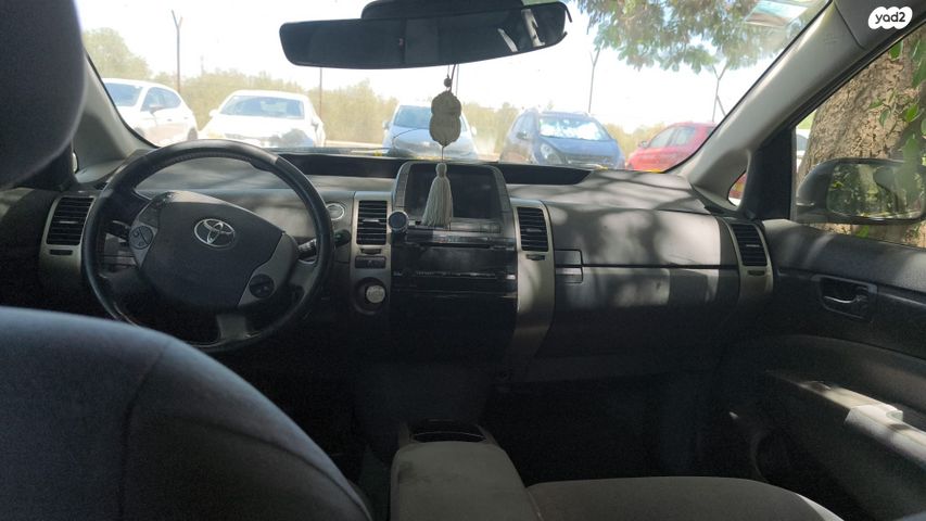 מודעת רכב טויוטה פריוס