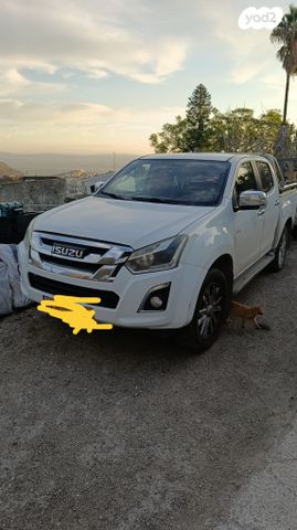 מודעת רכב איסוזו די-מקס