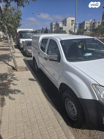 מודעת רכב איסוזו די-מקס