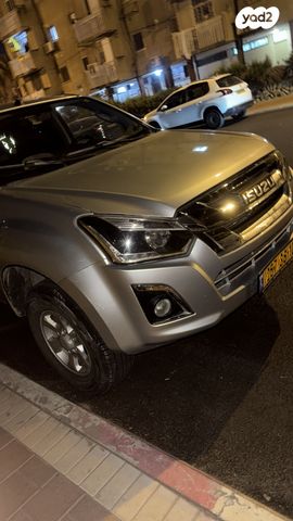 מודעת רכב איסוזו די-מקס