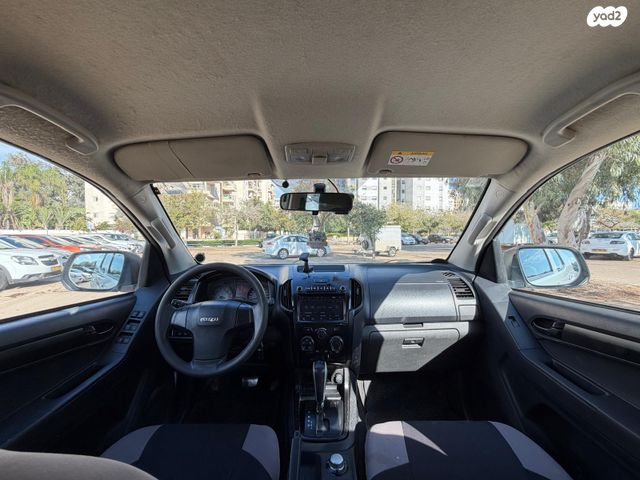 איסוזו די-מקס