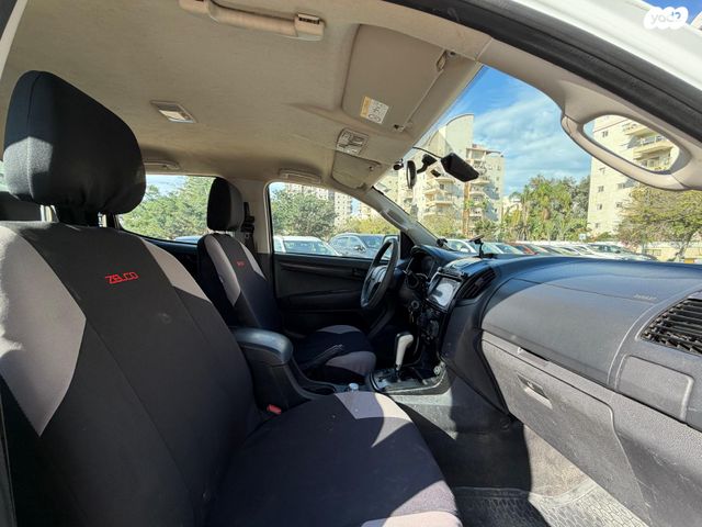 איסוזו די-מקס