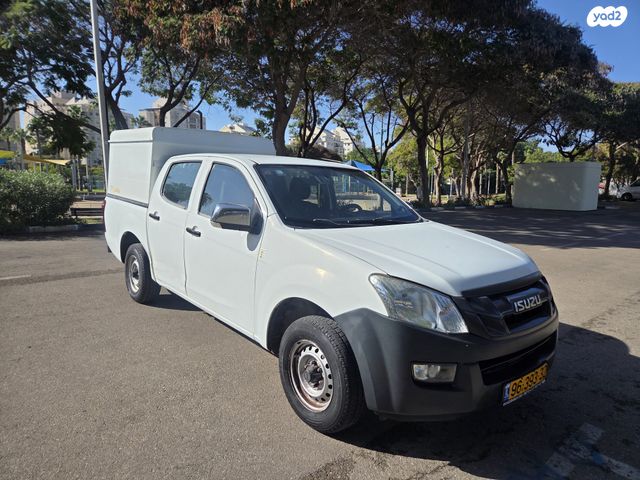 איסוזו די-מקס