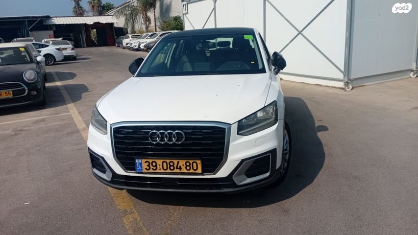 מודעת רכב אאודי Q2