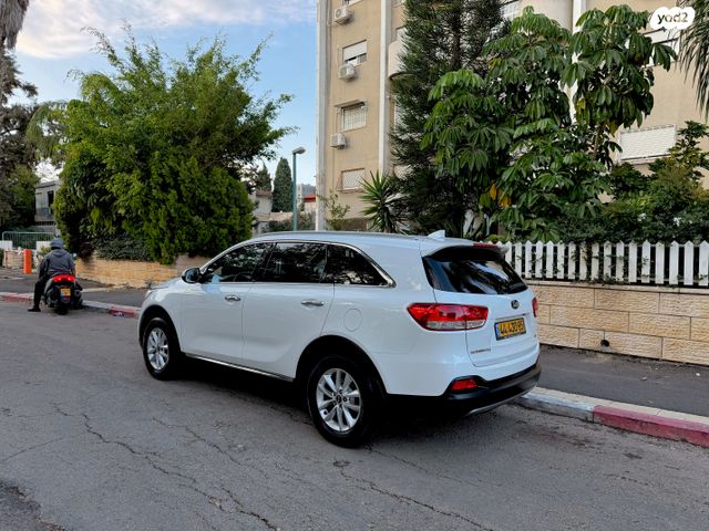 מודעת רכב קיה סורנטו 1