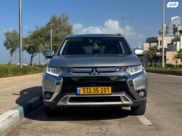 מיצובישי אאוטלנדר