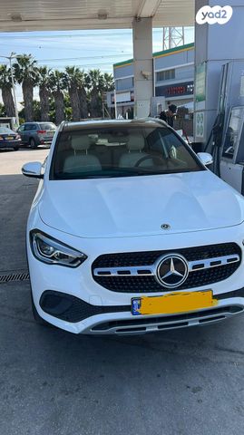 מודעת רכב מרצדס-בנץ GLA