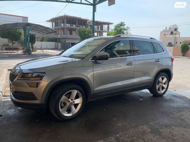 מודעת רכב סקודה קארוק