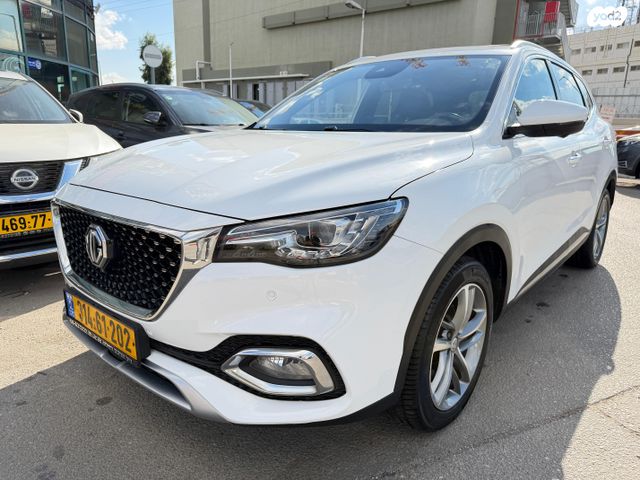 מודעת רכב אם ג'י EHS PHEV