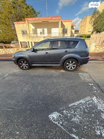 מיצובישי אאוטלנדר