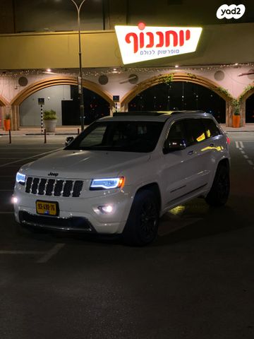 מודעת רכב ג'יפ גרנד צ'ירוקי